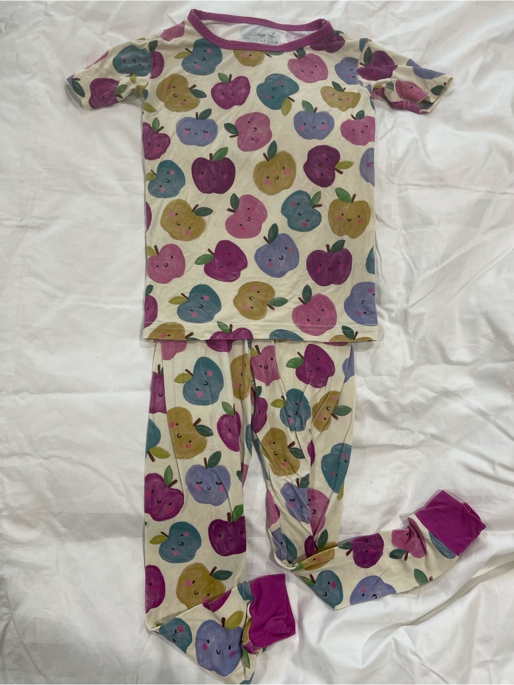 Little Sleepies Berry Apple Print Short sleeve pajama set. Size 4T